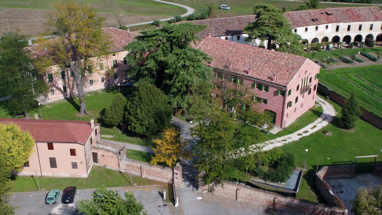 Hotel La Corte Correzzola Εξωτερικό φωτογραφία